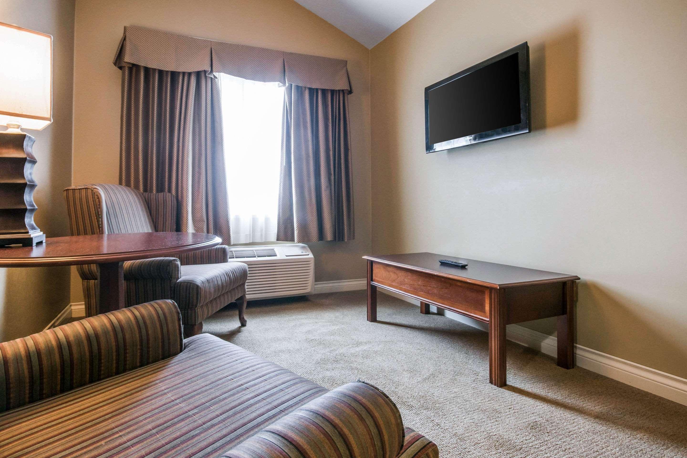 Clarion Hotel & Conference Centre Abbotsford Exteriér fotografie